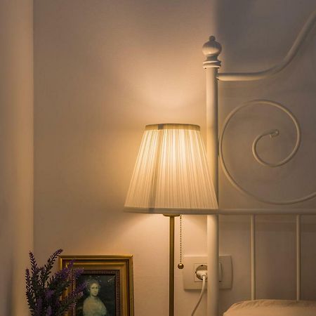 Mediterranean Vintage Room Split Exterior foto